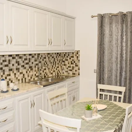 Athos Apartment